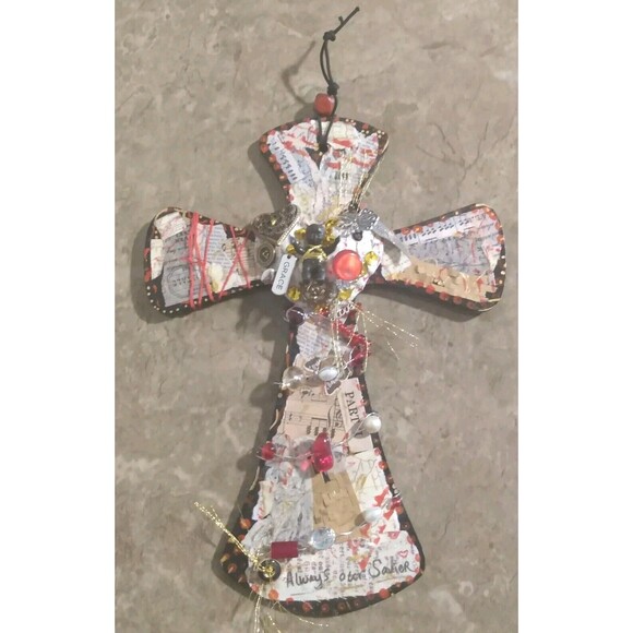 Mixed Media Christian Assemblage Art Wooden Cross Jesus Beads Charms Wall Decor - Picture 2 of 15